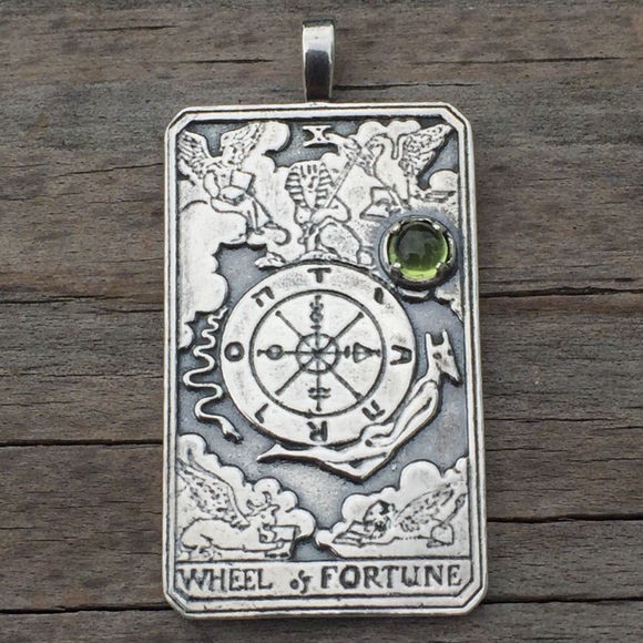 Wheel of Fortune Pendant .925 Sterling Silver w/ genuine Peridot gem Made in USA - Picture 3 of 6